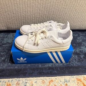 Adidas Stan Smith Lux White Sneakers Size 9.5